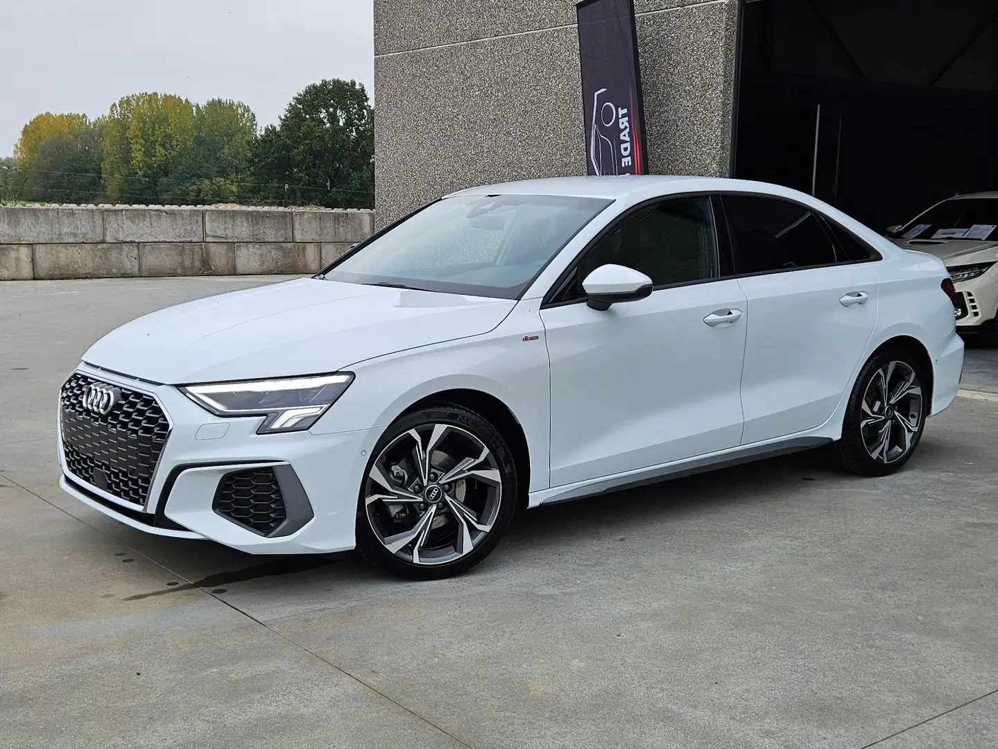 Audi A3 A3 Sportback 35 TFSI S line Wit - 1