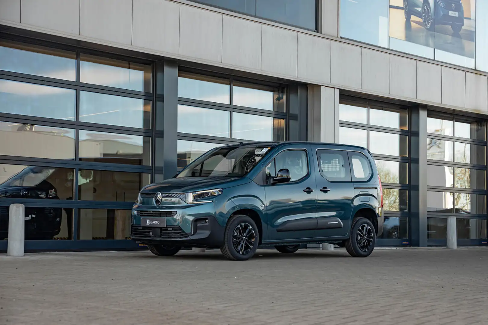 Citroen Berlingo 110pk MT6 - 5 zit - Camera - 2 schuifdeuren - ... Blauw - 2