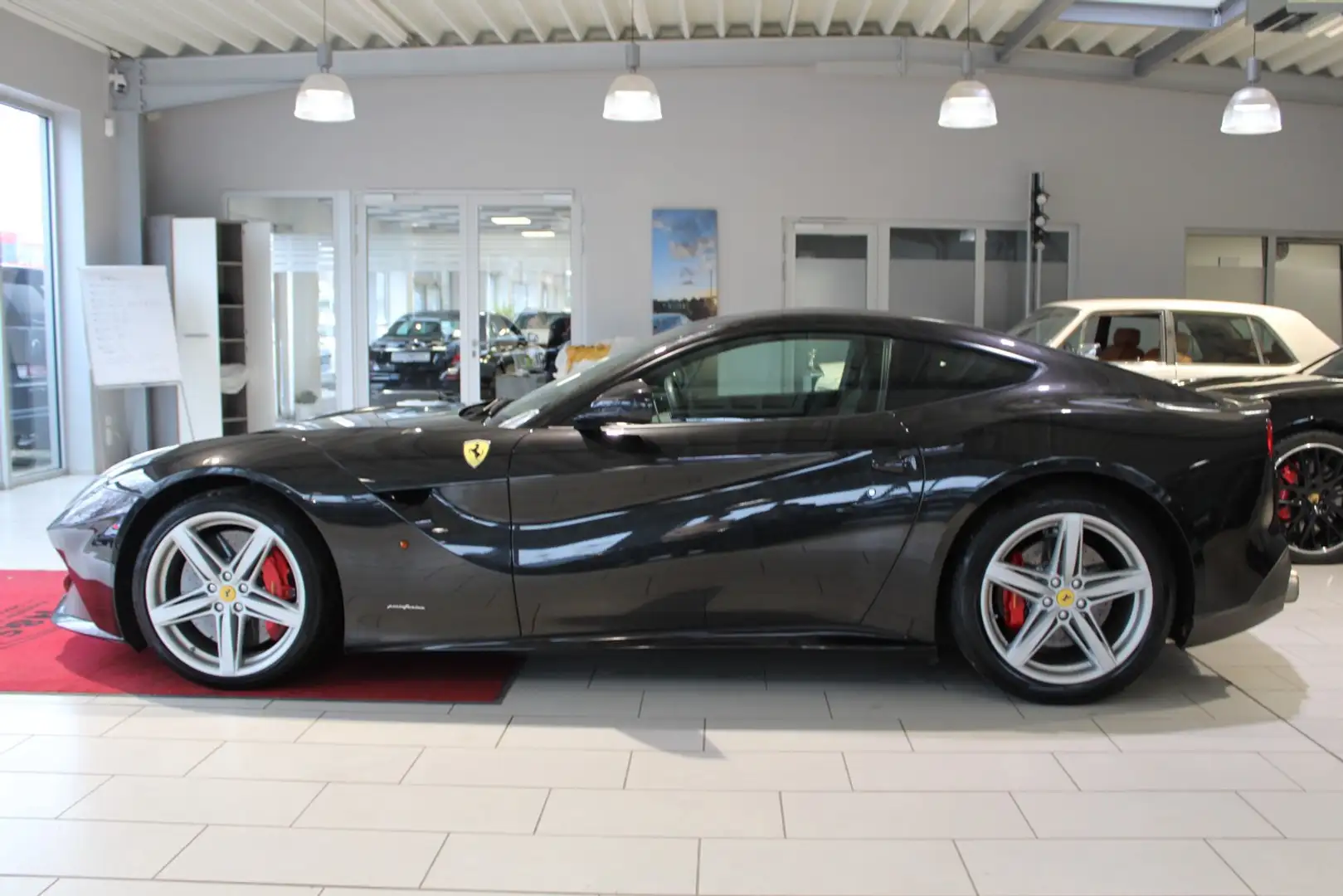 Ferrari F12 Berlinetta Lift+Scheckheft Negru - 2