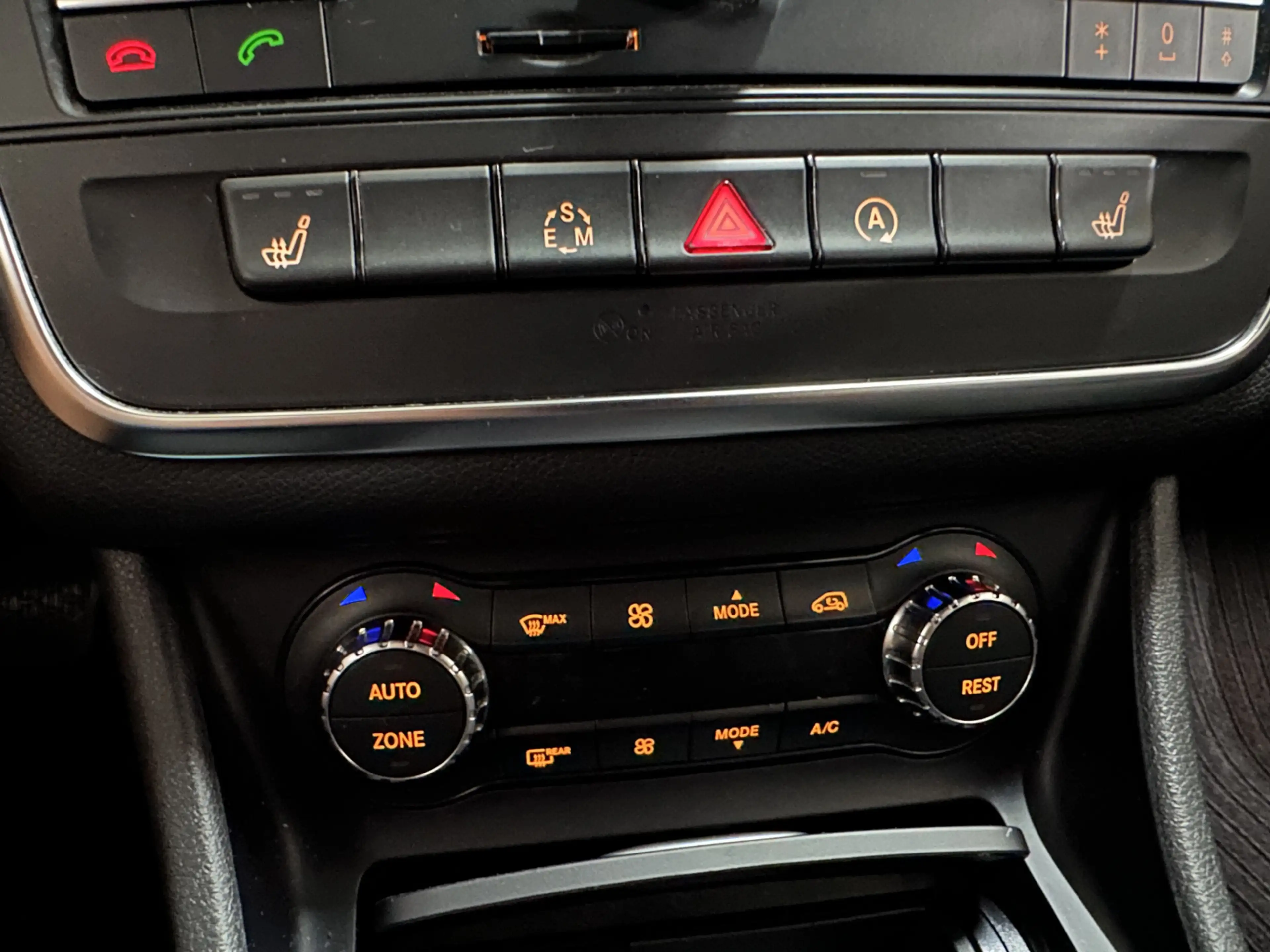 Mercedes-Benz CLA 200 Shooting Brake CLIMA / CRUISE / NAVI / LMV — photo 12