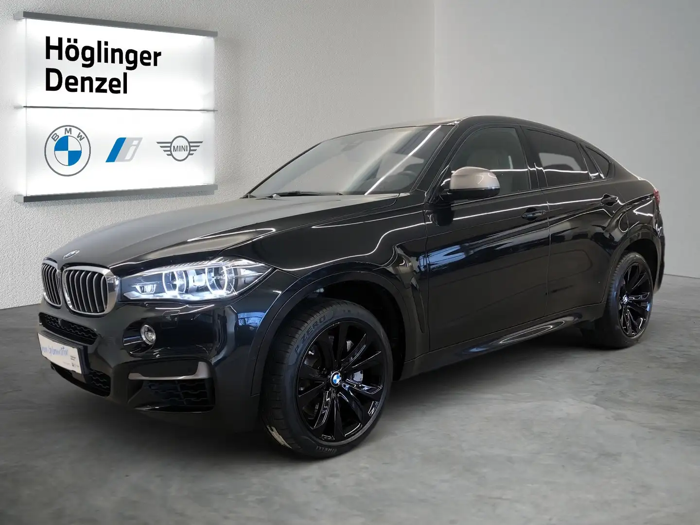 BMW X6 M50d Schwarz - 2