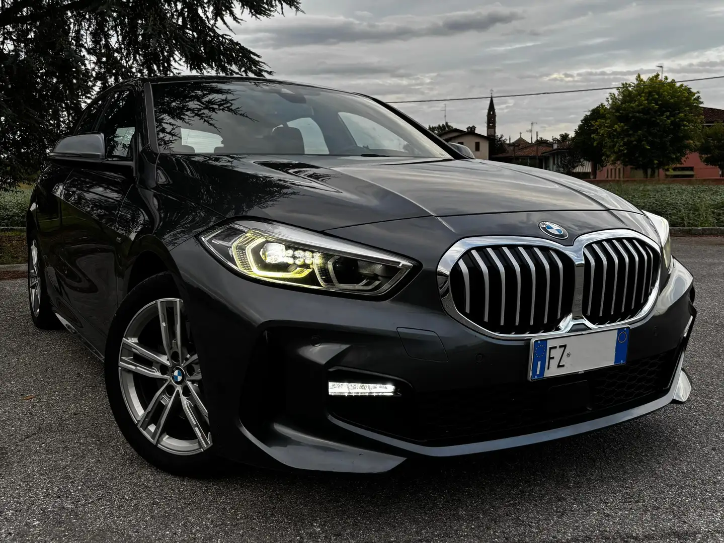 BMW 116 Serie 1 F40 116d Msport auto Grigio - 1