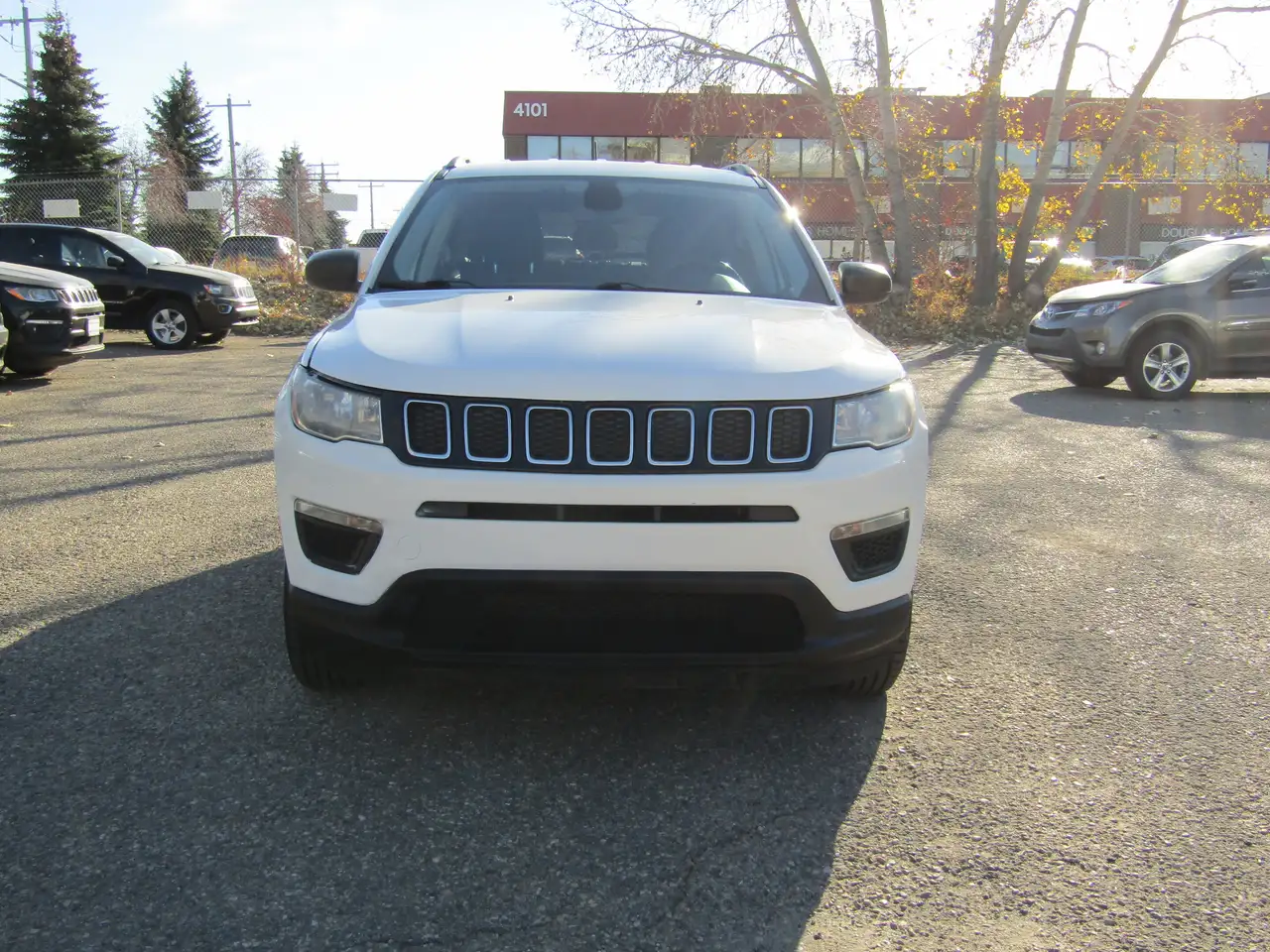 Jeep Compass снимка Jeep Compass