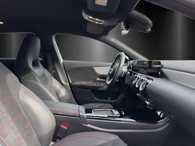 Mercedes-Benz A-Class view 8