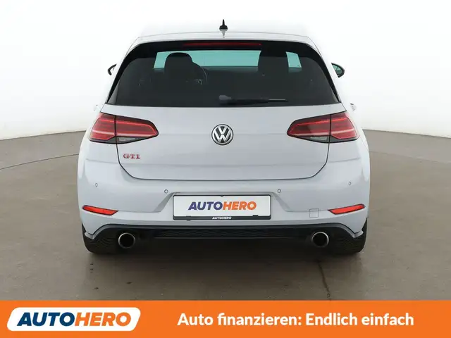 Volkswagen Golf view 5