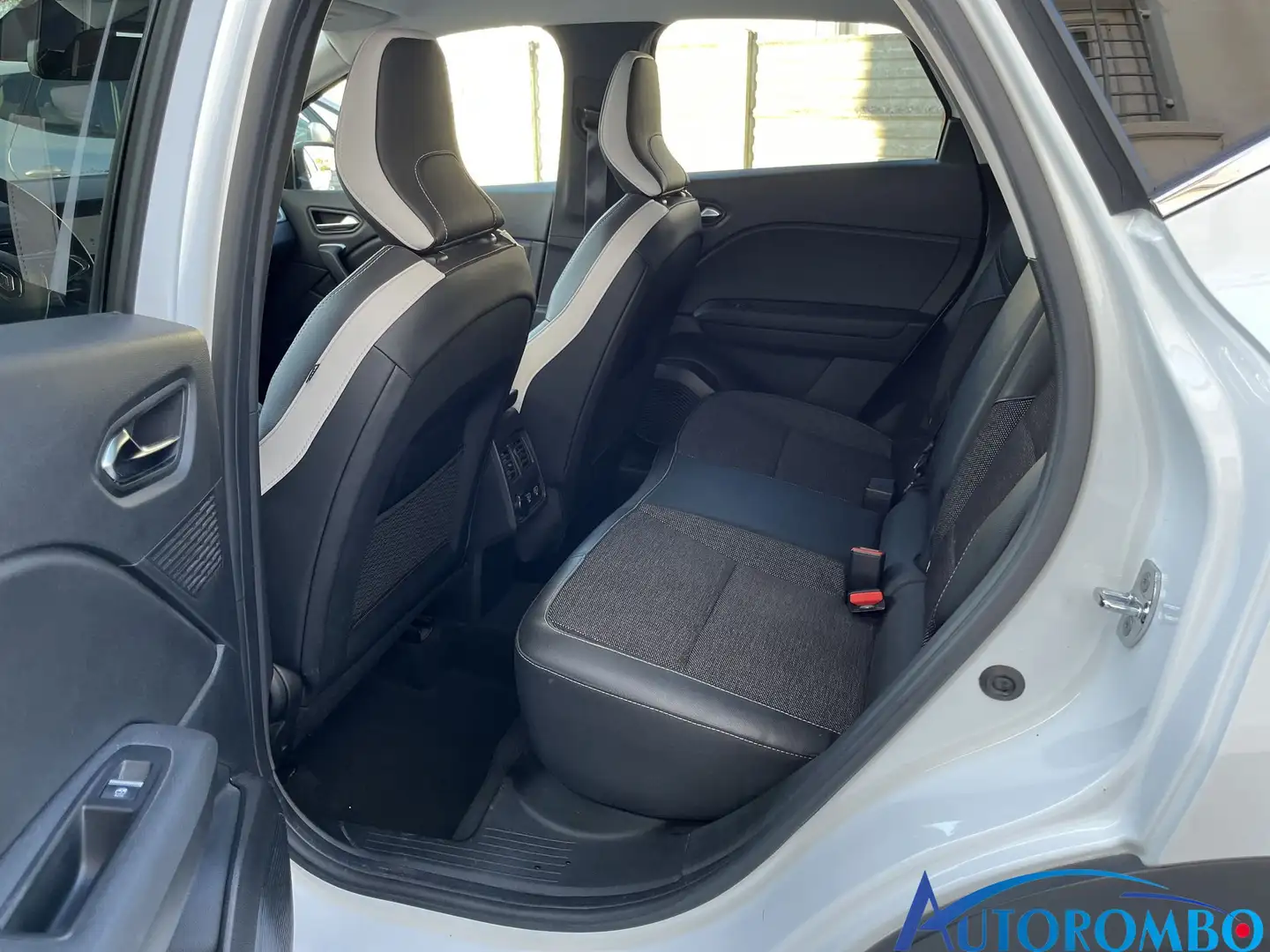 Renault Captur Captur Full Hybrid E-Tech 145 CV Techno - 2