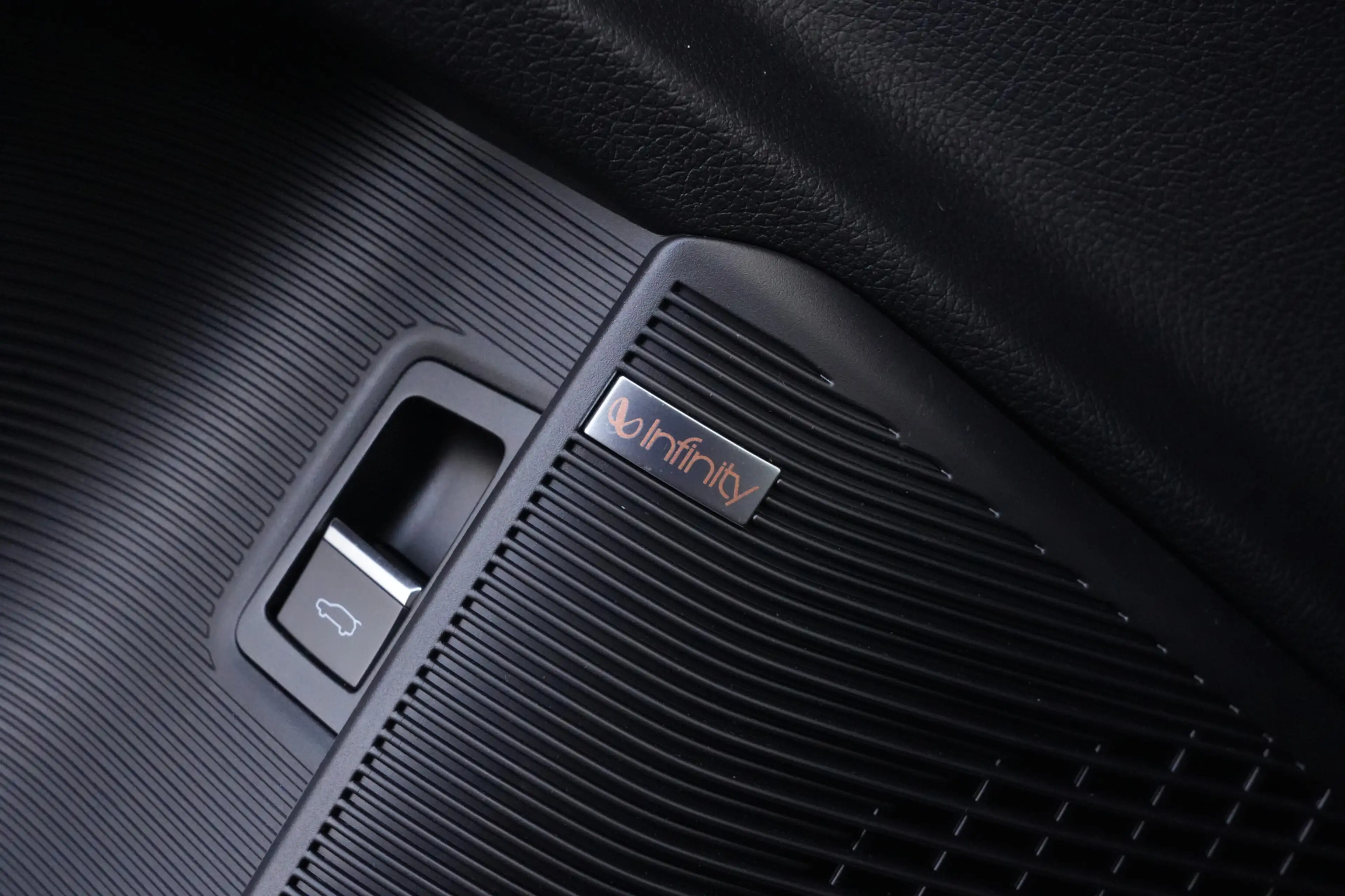 BYD Seal U 1.5 DM-i FWD Comfort 218pk Panoramadak/Stoelverwar — photo 23