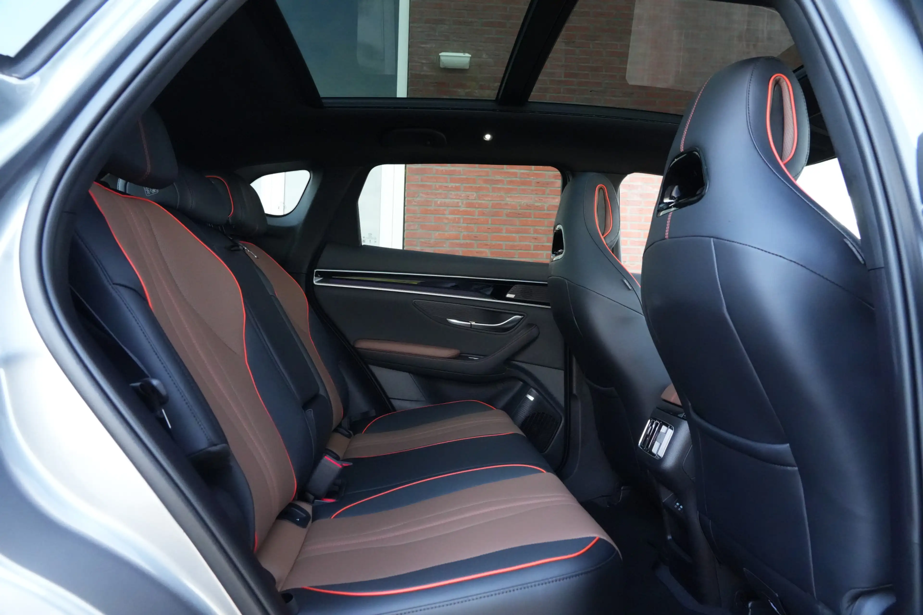 BYD Seal U 1.5 DM-i FWD Comfort 218pk Panoramadak/Stoelverwar — photo 24