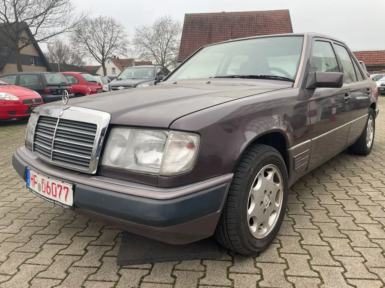 Mercedes-Benz 300 D*Automatik*Servo*Guter Zustand*6 Zylinder, foto 3