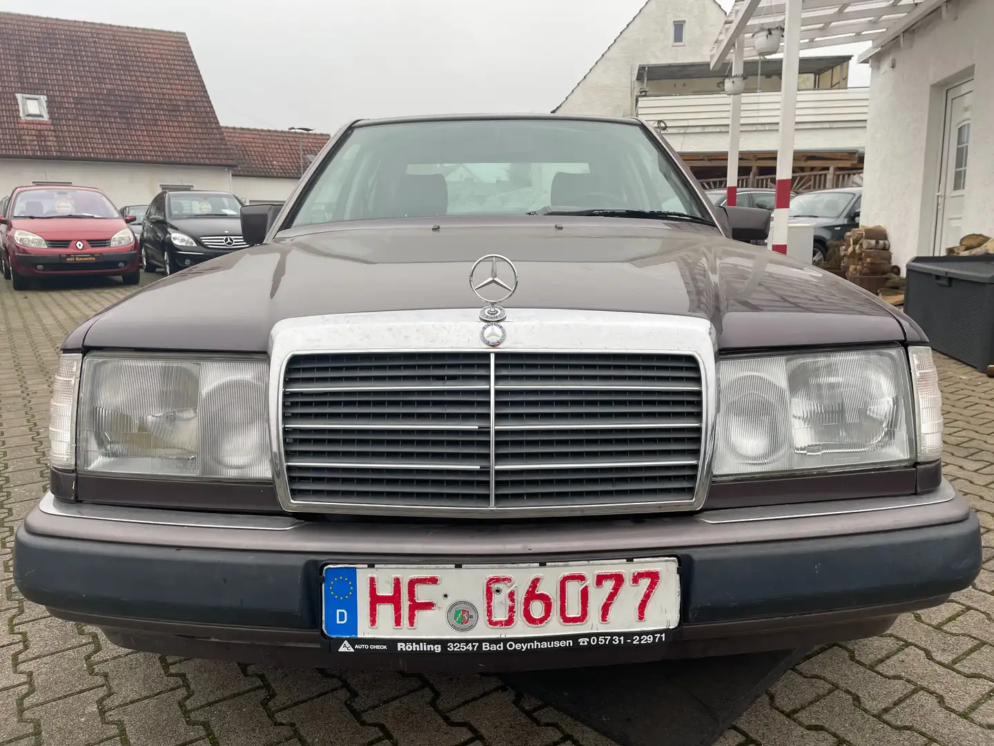 Mercedes-Benz 300 D*Automatik*Servo*Guter Zustand*6 Zylinder Сірий - 2