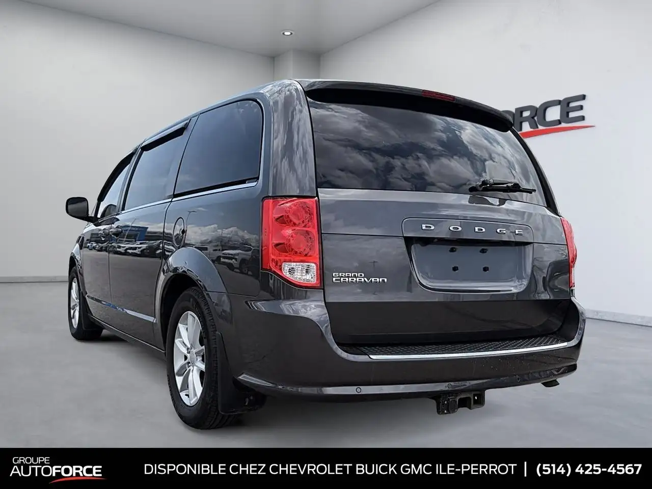 Dodge Grand Caravan снимка Dodge Grand Caravan