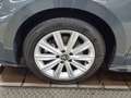 Volkswagen Touran R-Line 1,5 l TSI 150 PS DSG*Nav*Kam*LED* Grau - thumbnail 4