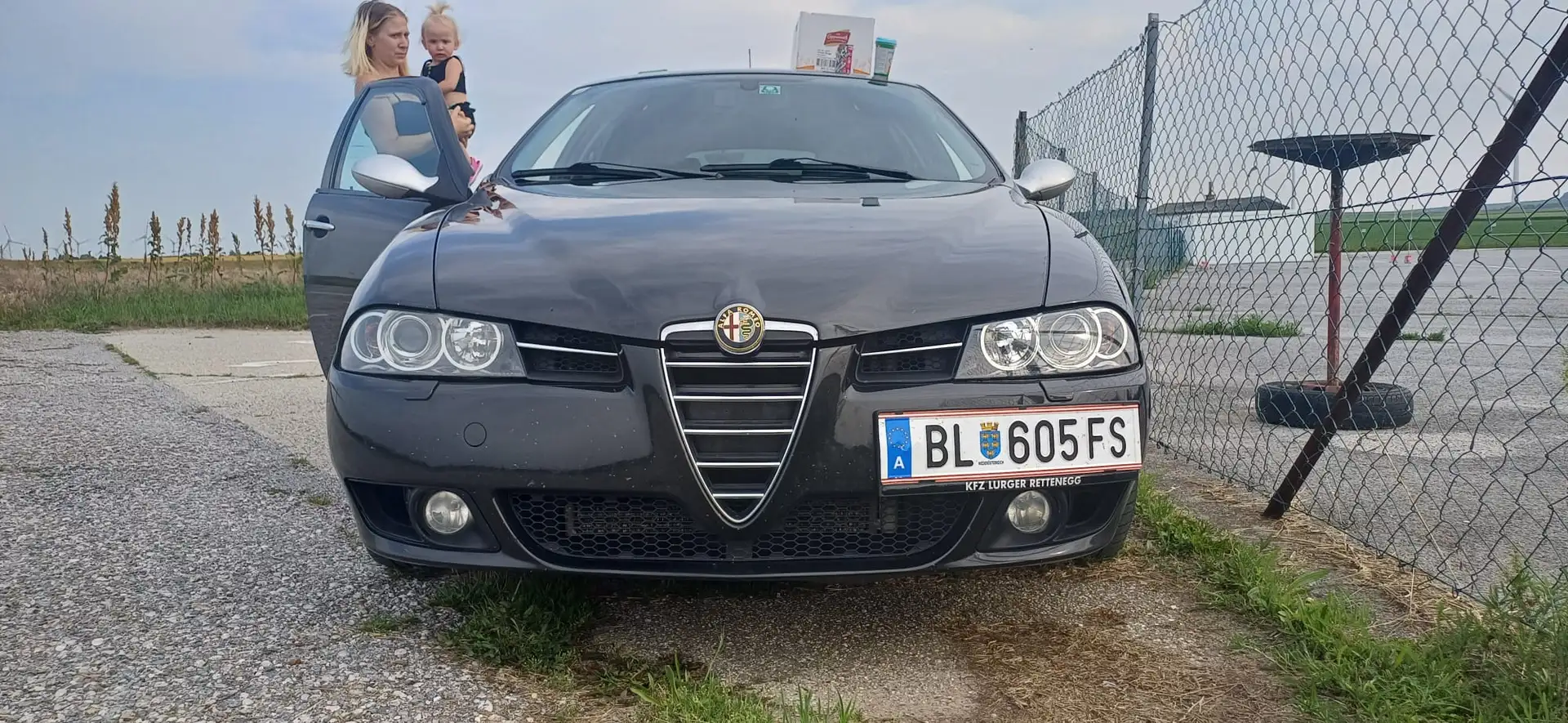 Alfa Romeo 156 Alfa 156 SW 2.4JTD 20V M-Jet Dist. Pack Distinctive Schwarz - 2