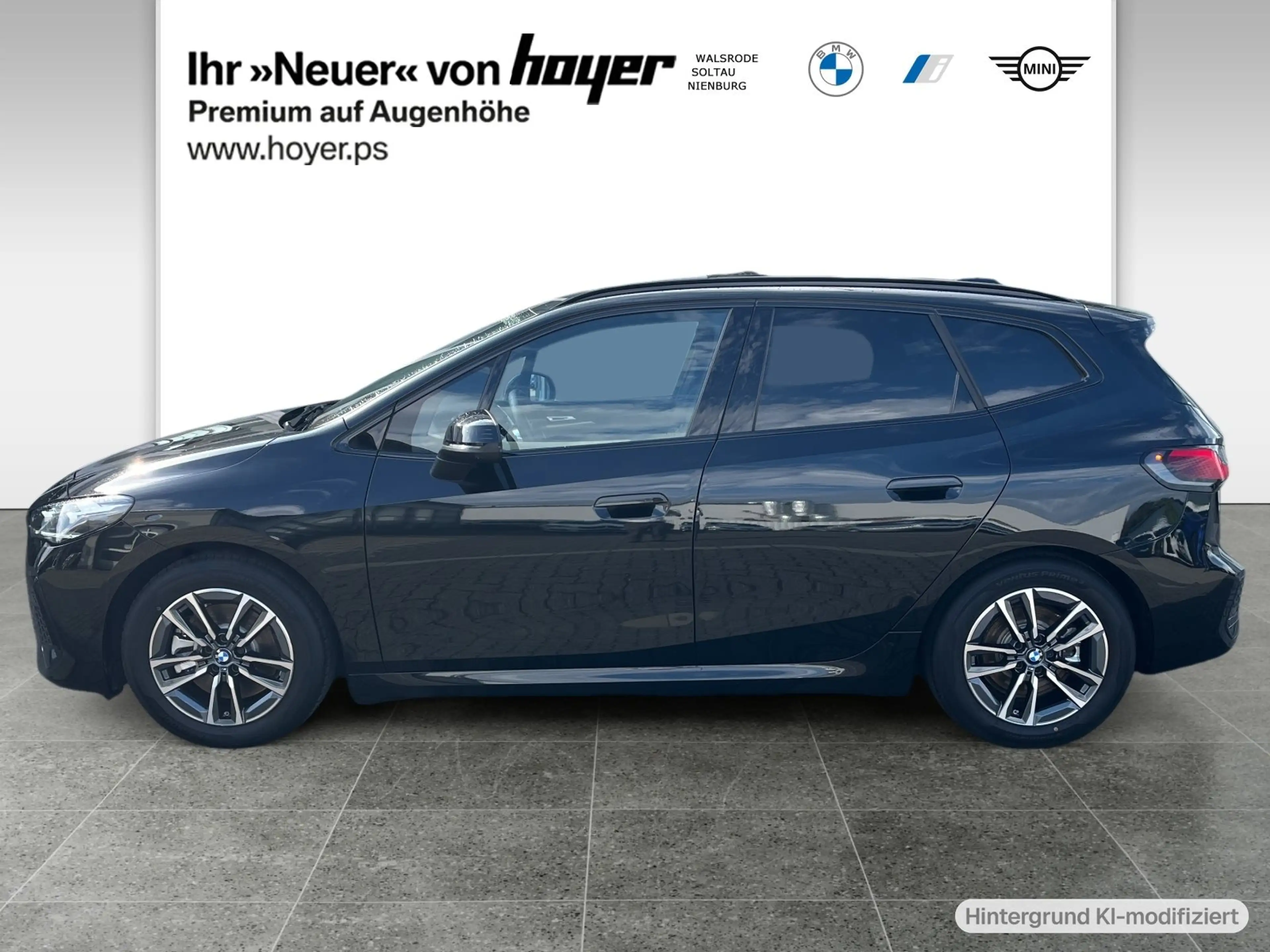BMW 223 i xDrive Active Tourer — photo 3