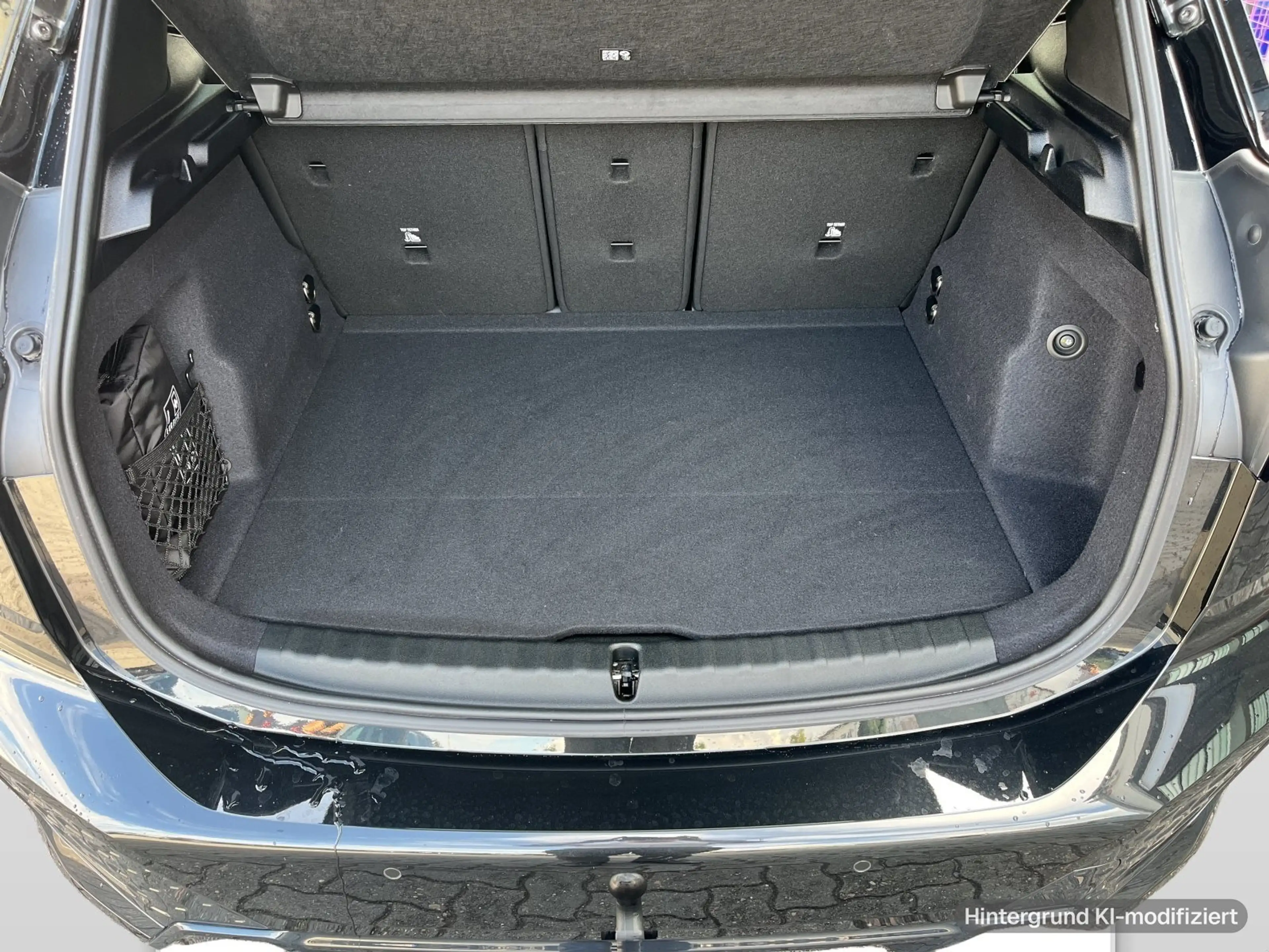 BMW 223 i xDrive Active Tourer — photo 11