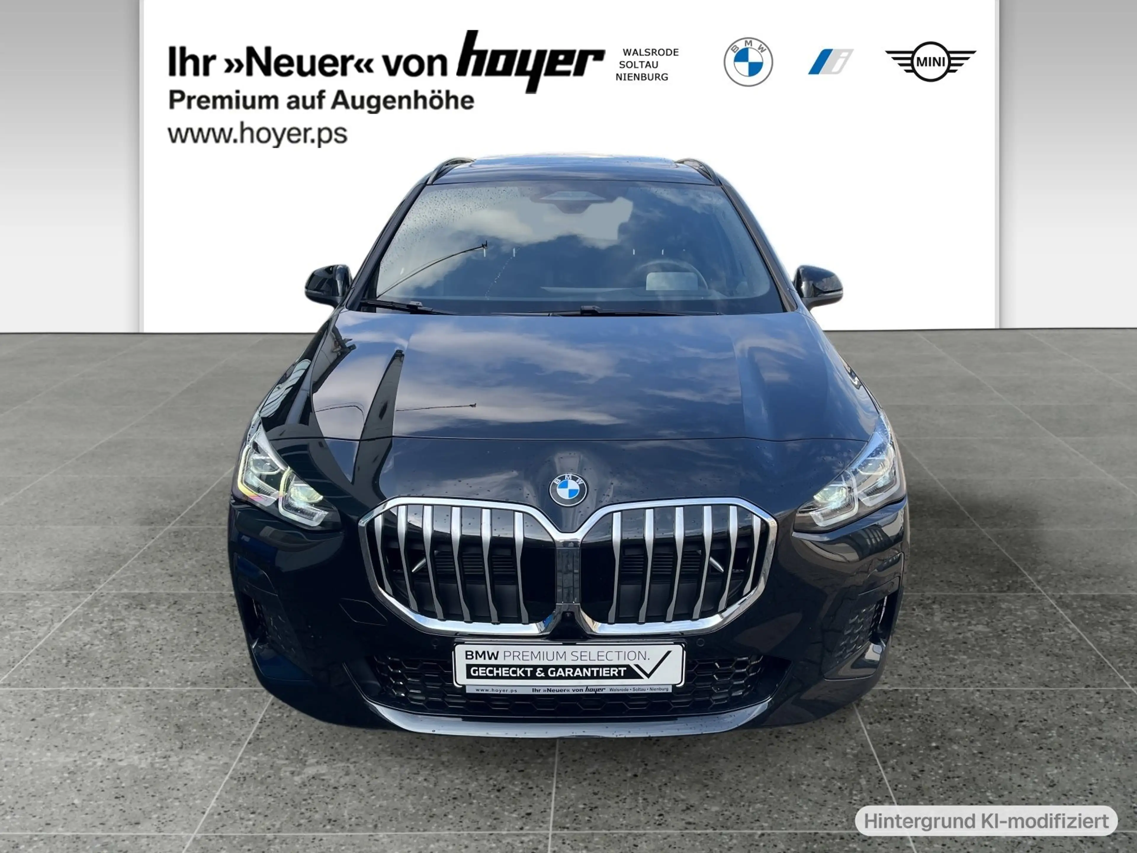 BMW 223 i xDrive Active Tourer — photo 12
