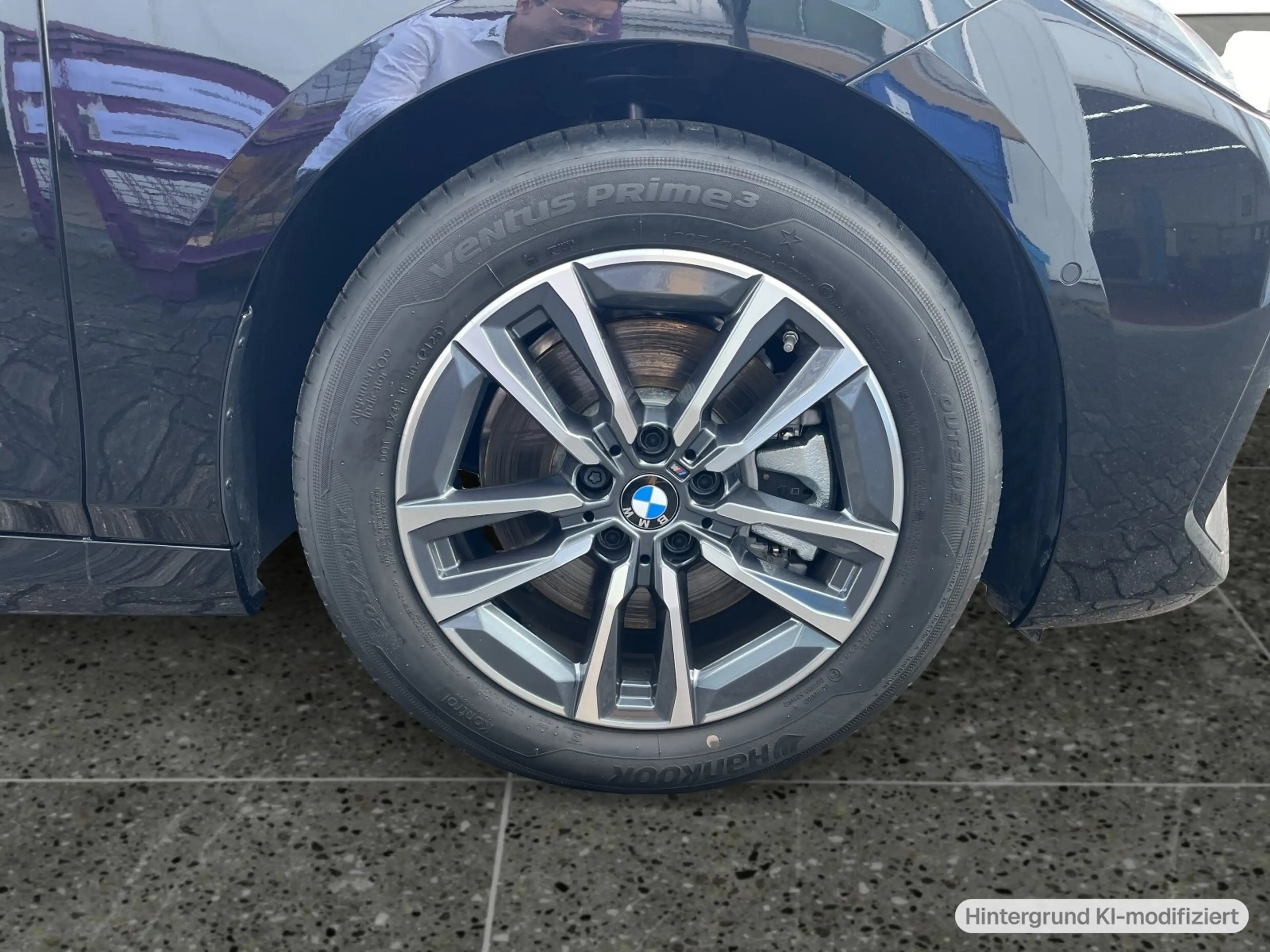 BMW 223 i xDrive Active Tourer — photo 10