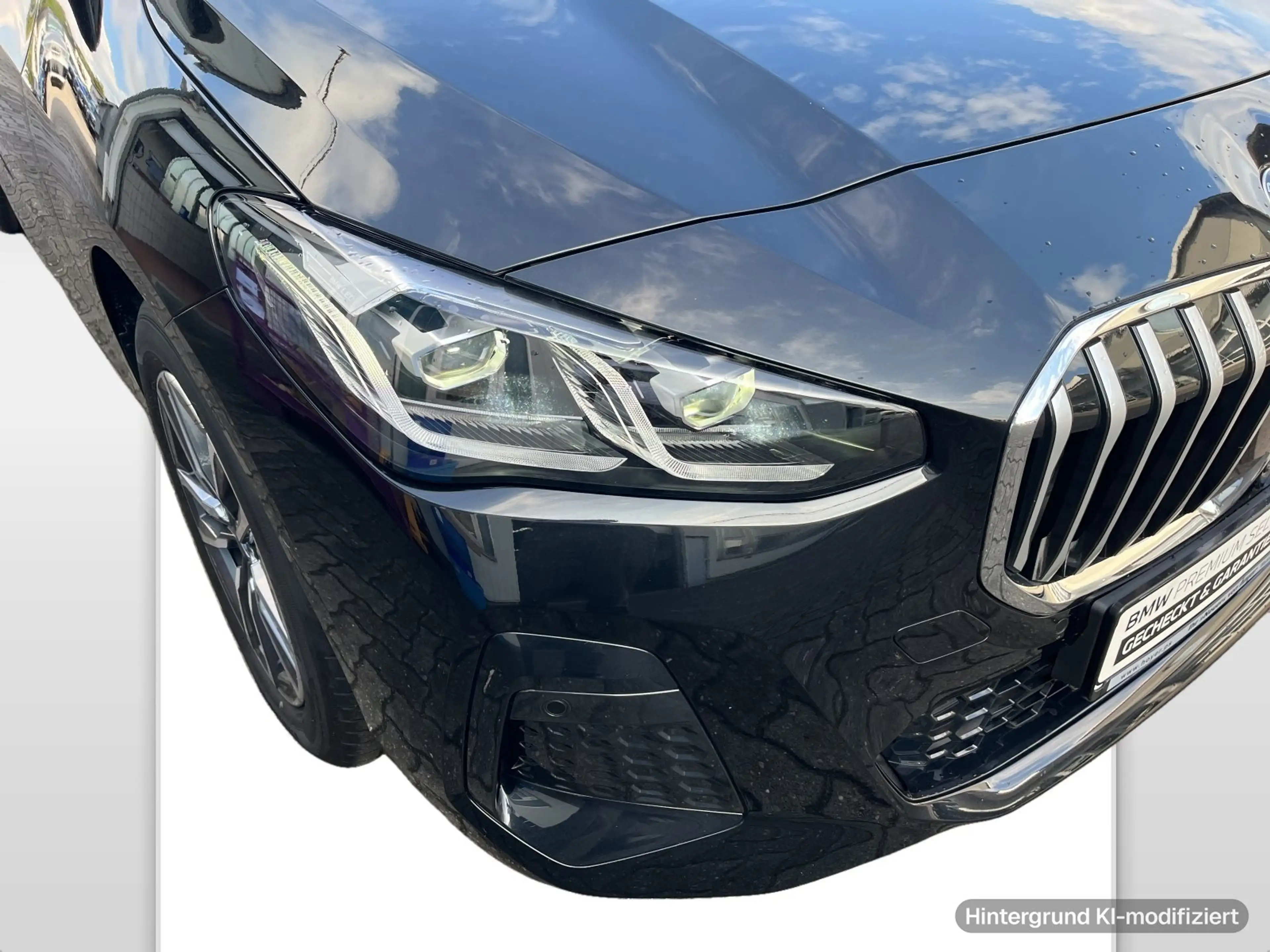 BMW 223 i xDrive Active Tourer — photo 9