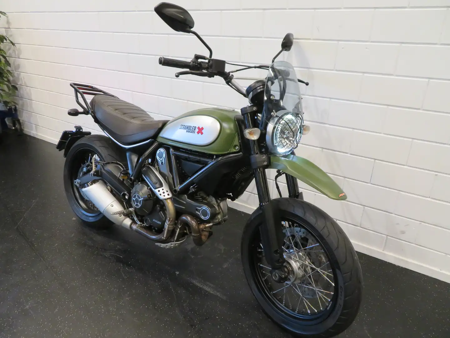 Ducati Scrambler URBAN ENDURO Groen - 2