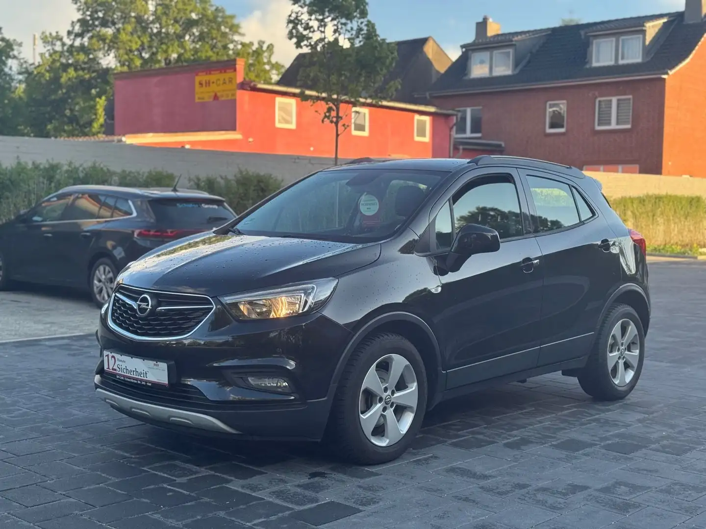 Opel Mokka X Selection / TÜV NEU / 1. HAND Schwarz - 1