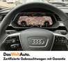 Audi Q8 50 e-tron quattro business Piros - thumbnail 10