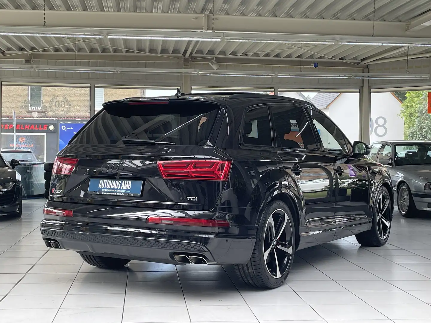 Audi SQ7 4.0TDI Virtual Pano HeadUp B&O ACC 360° Schwarz - 2