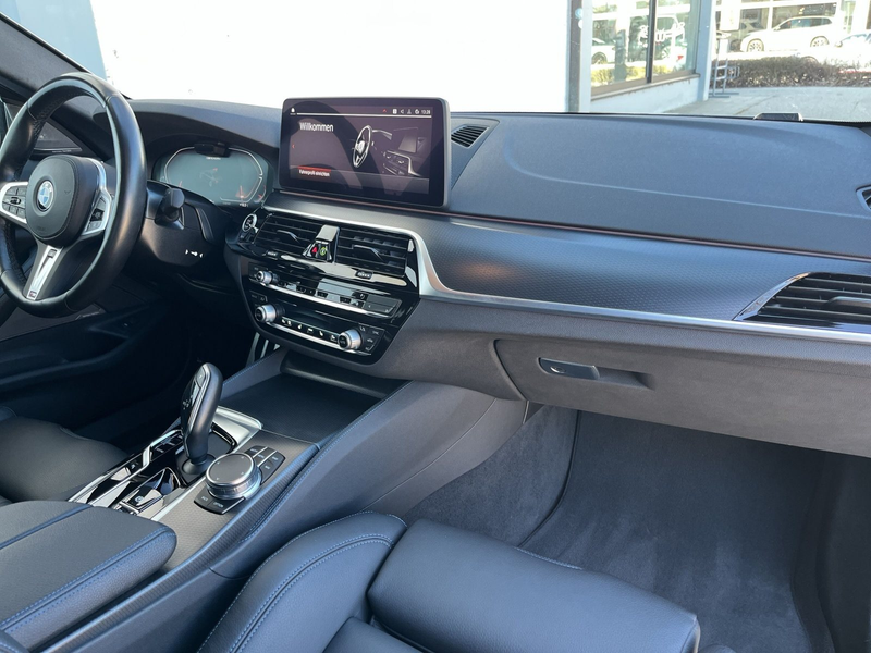 BMW 550 M550i xDrive Limousine Head-Up AHK Laser — photo 7