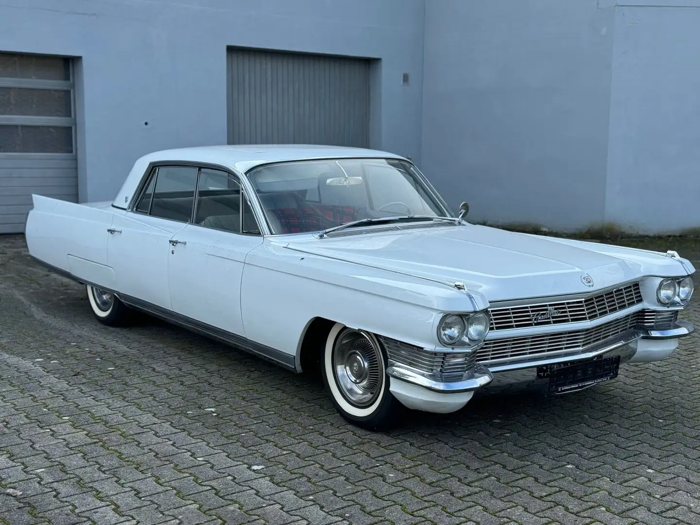 Cadillac Deville Weiß - 1