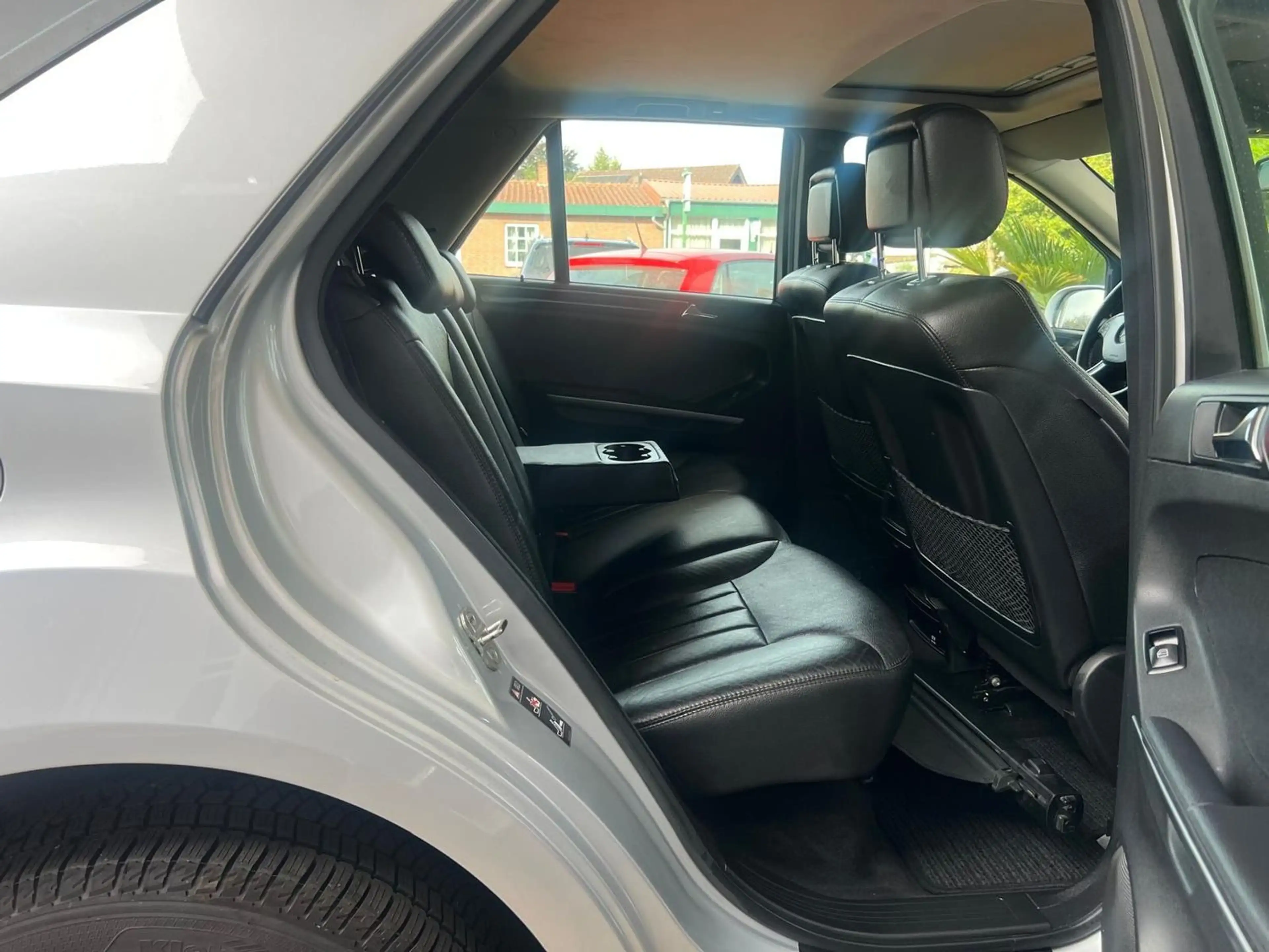 Mercedes-Benz ML 280 CDI (164.120) — photo 12