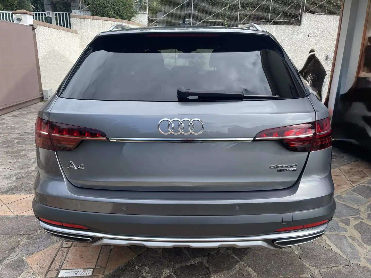 Audi A4 allroad 40 2.0 tdi mhev Identity Contrast quattro 204cv s- - 2