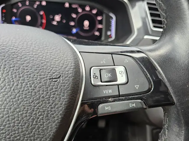 Volkswagen Tiguan view 19