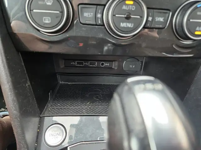 Volkswagen Tiguan view 16