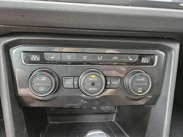 Volkswagen Tiguan view 15