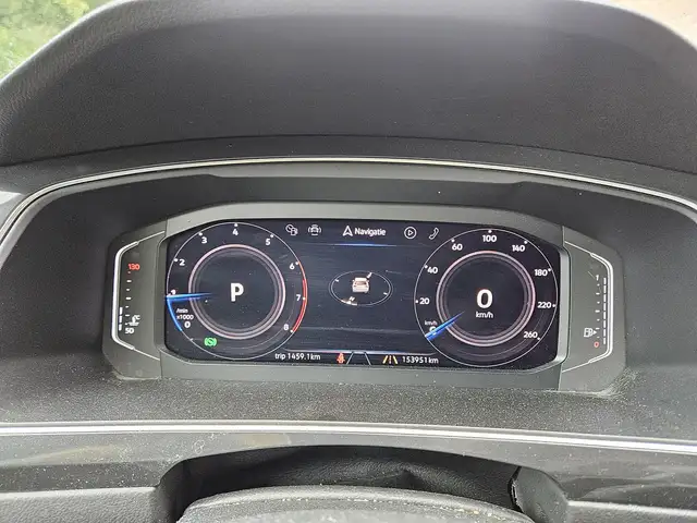Volkswagen Tiguan view 8