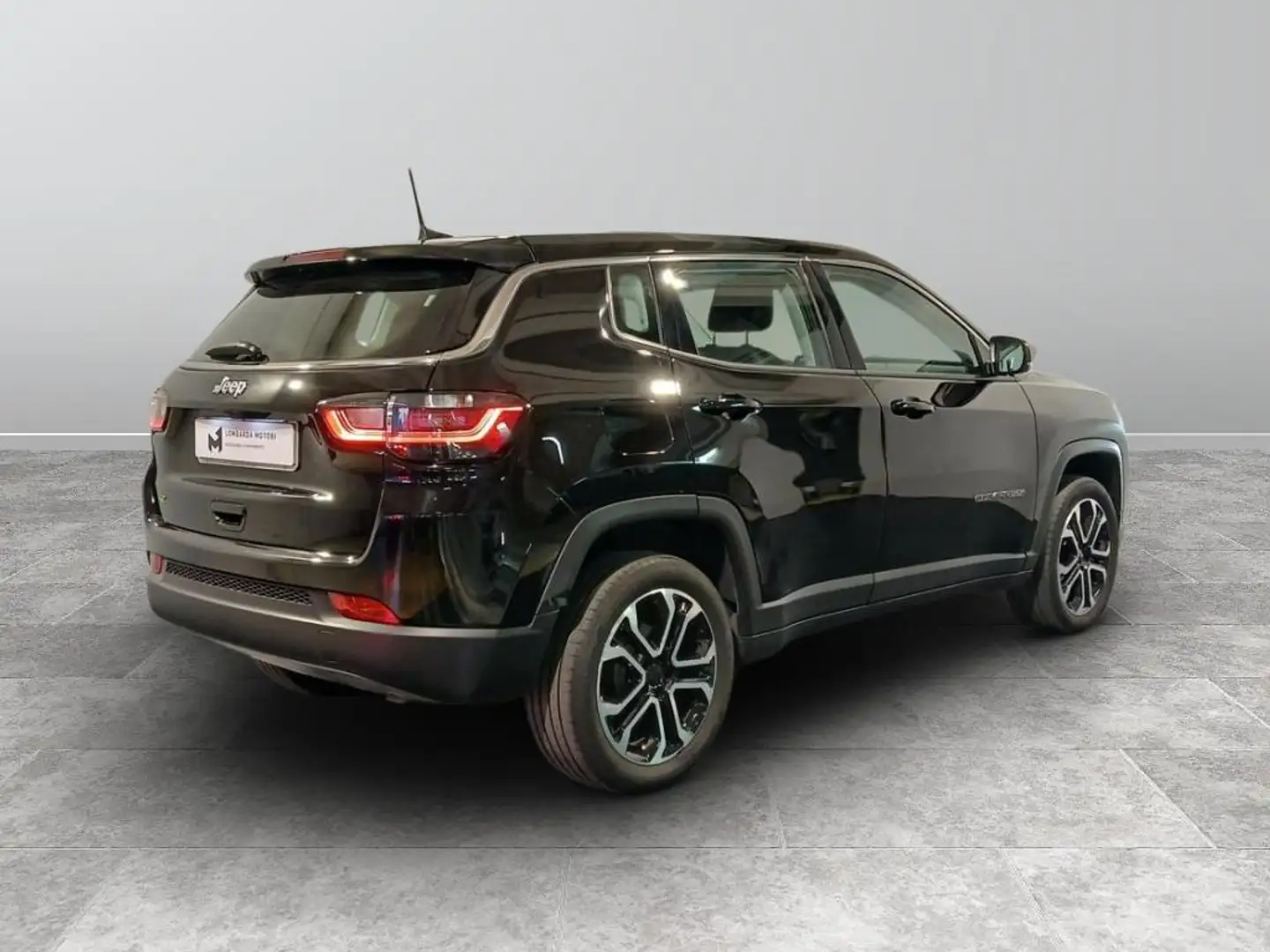 Jeep Compass 1.5 turbo t4 mhev Altitude 2wd 130cv dct Noir - 2