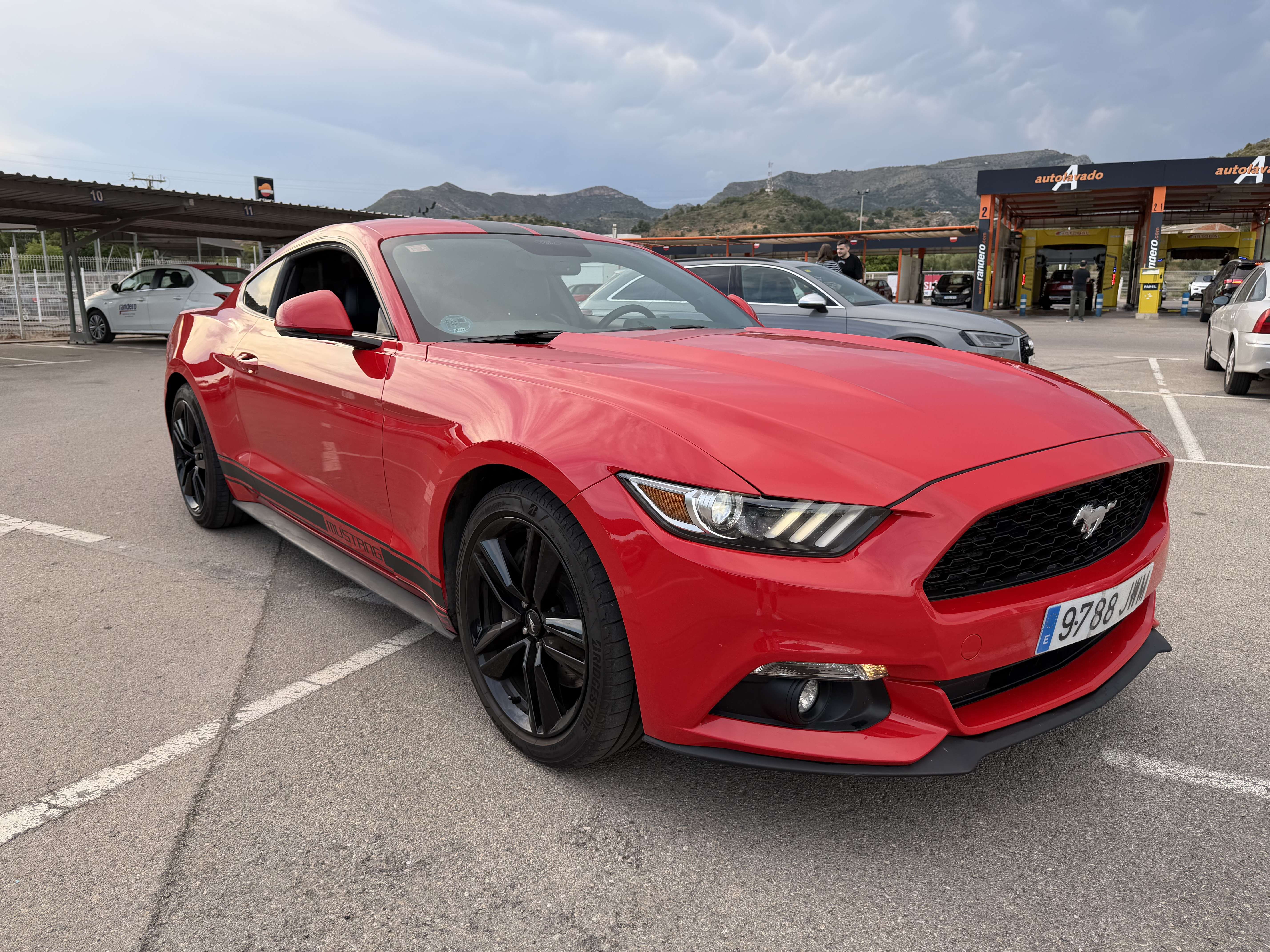 Ford Mustang Fastback 2.3 EcoBoost Aut. - foto 1