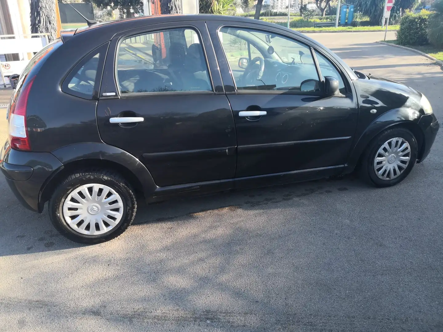 Citroen C3 1.1 Exclusive Style (exclusive) Nero - 2