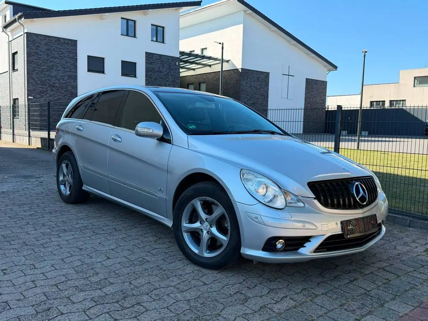 Mercedes-Benz R 500 4Matic I Pano I AHK I 6 Sitzer I TOP Zustand Grau - 1