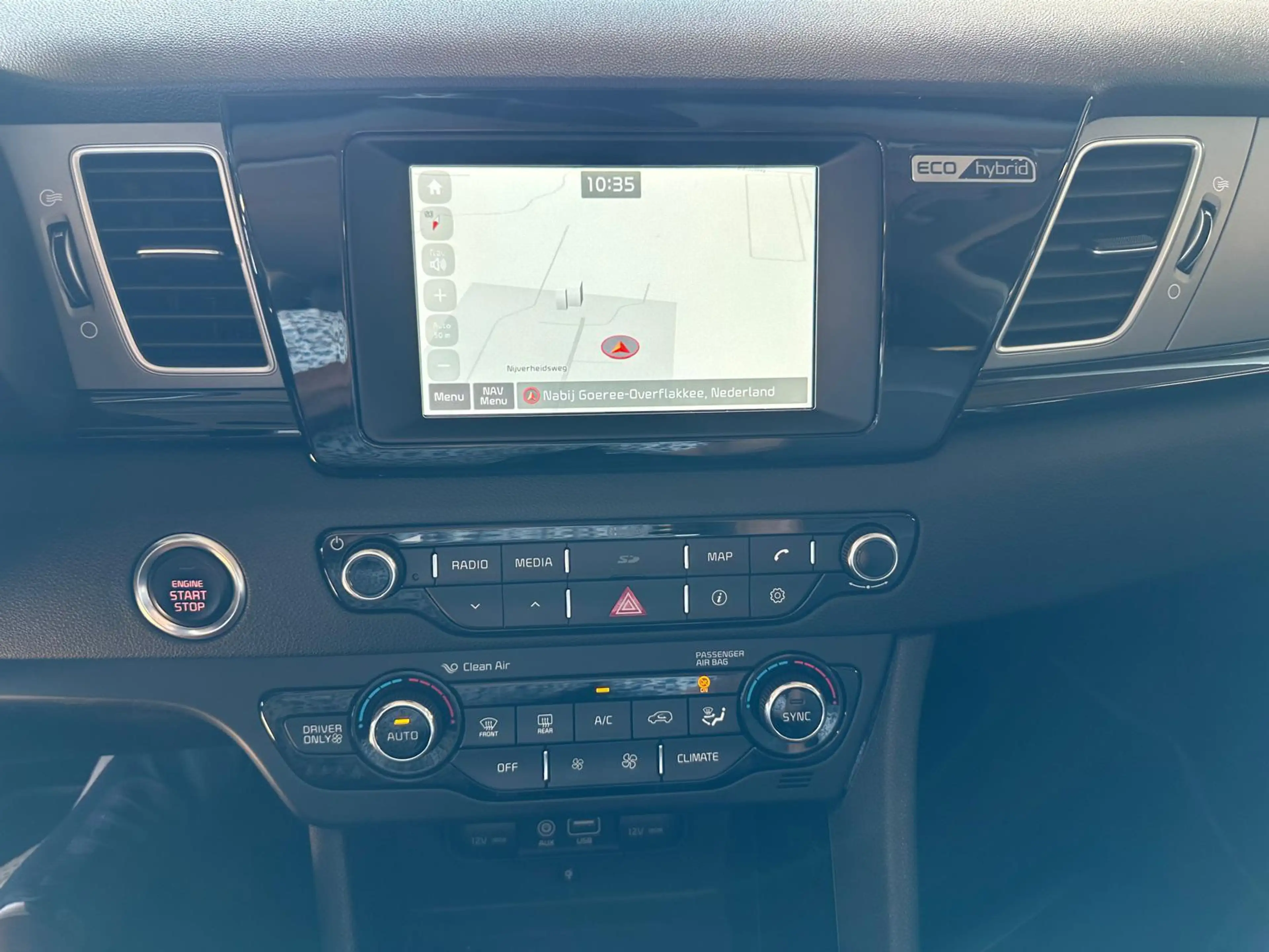Kia Niro 1.6 GDi Hybrid First Edition — photo 9