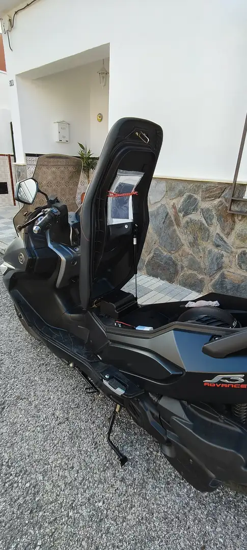 Daelim S3 SV250R ADVANCE. ABS Negro - 2