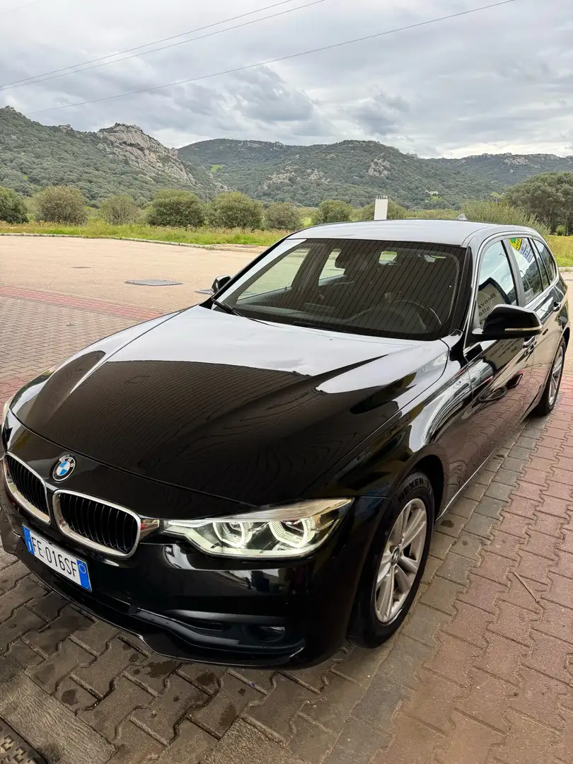 BMW 318 318d Touring Avantgarde - 1
