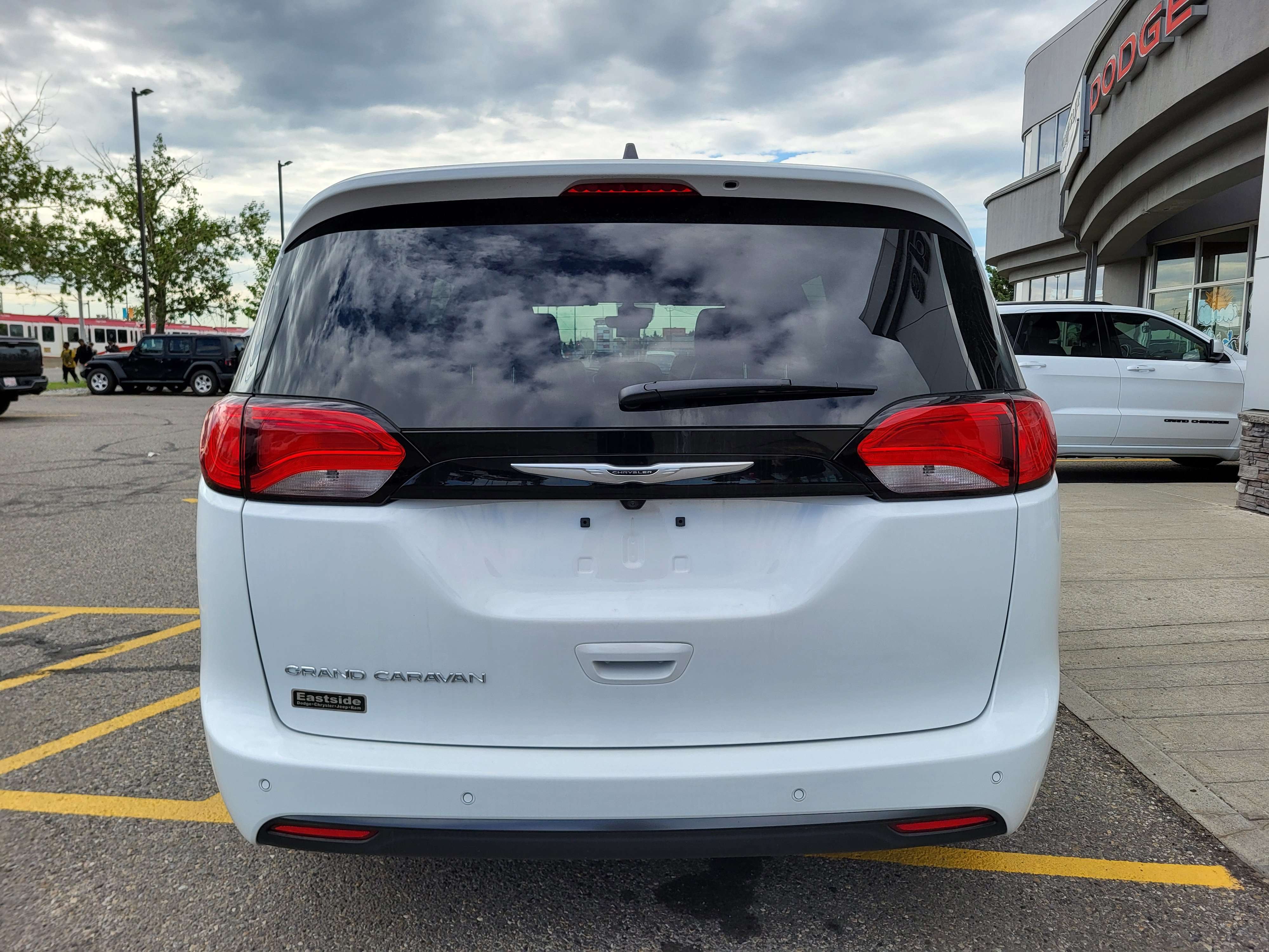 2027 Chrysler Grand Caravan