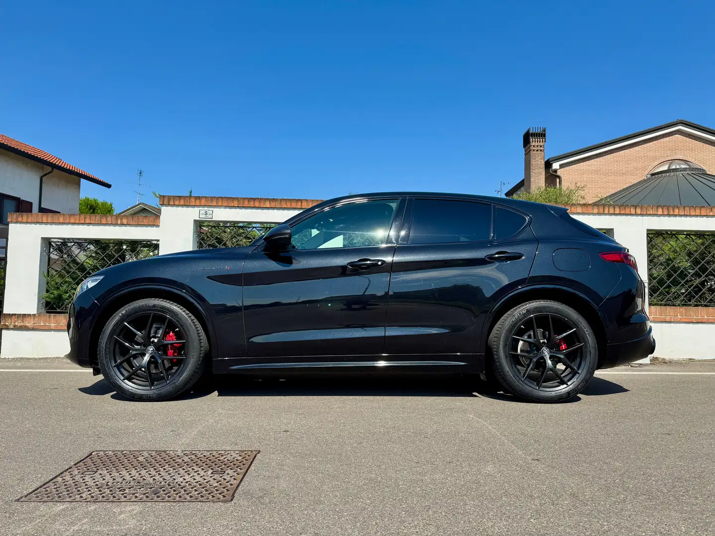 Alfa Romeo Stelvio Stelvio VELOCE Ti 4x4 FULL FULL OPTIO-KM ORIGINALI Nero - 2