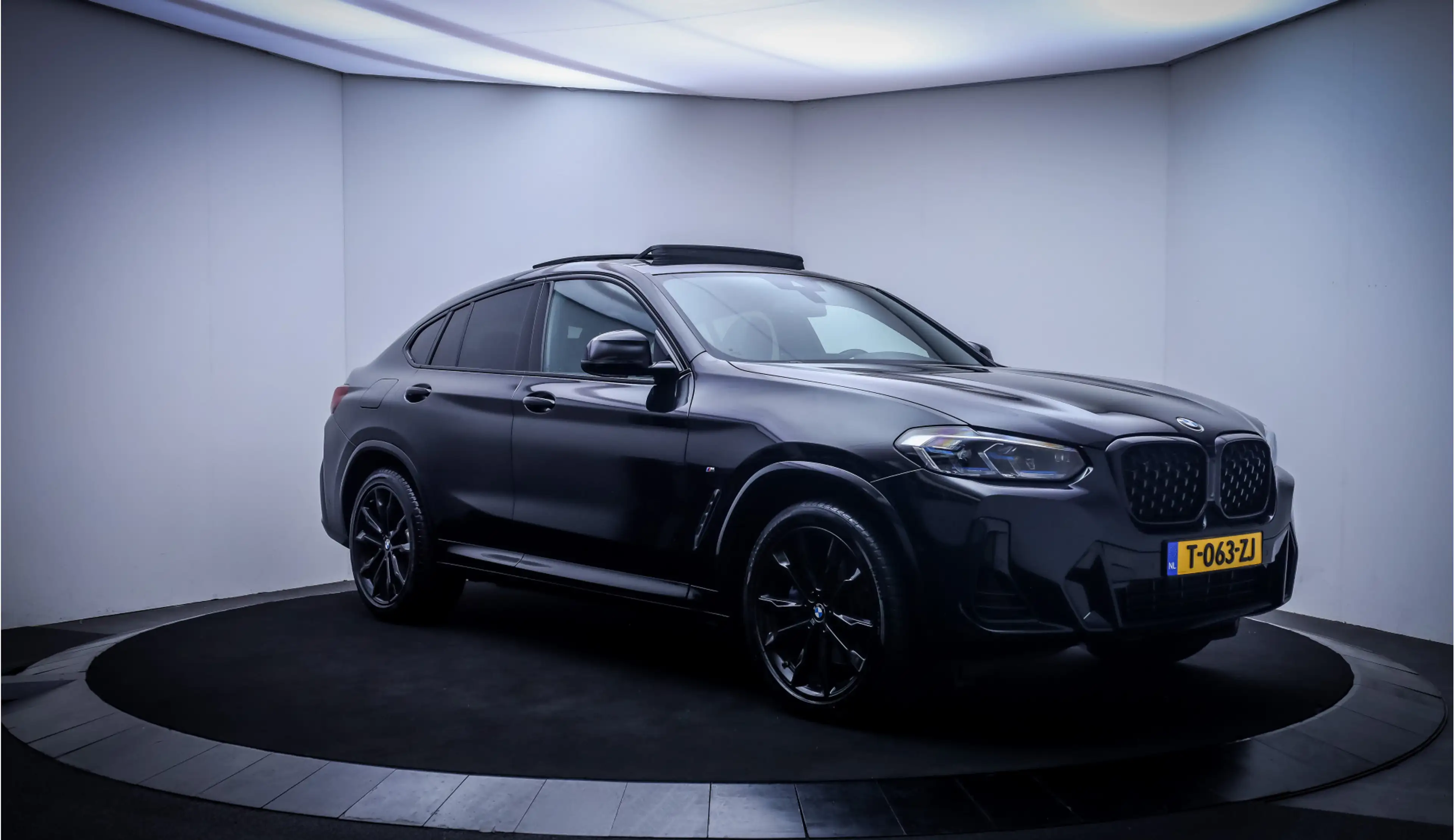 BMW X4 xDrive30i High Executive PANO | HARMAN KARDON | LA — photo 3