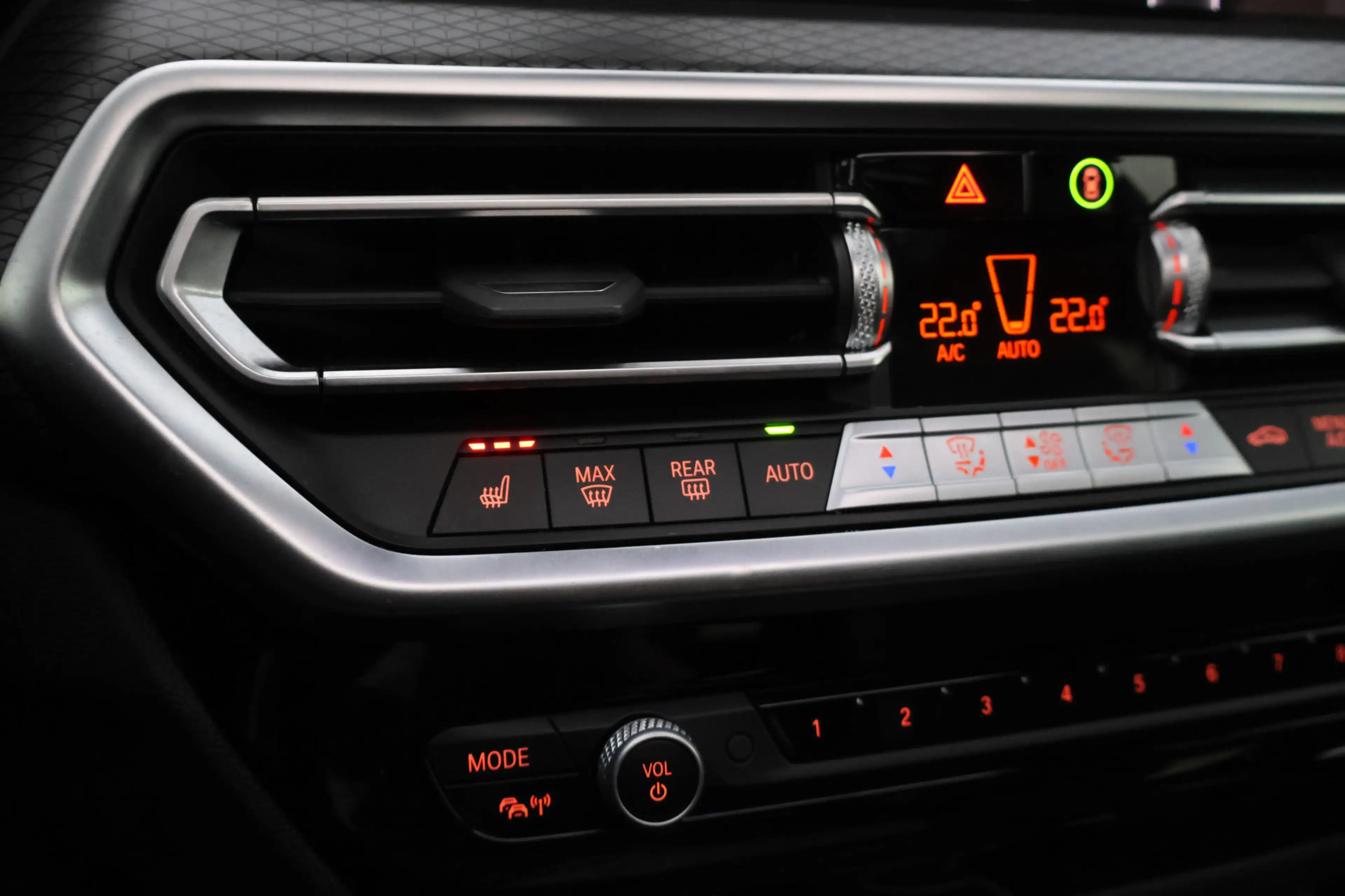 BMW X4 xDrive30i High Executive PANO | HARMAN KARDON | LA — photo 20