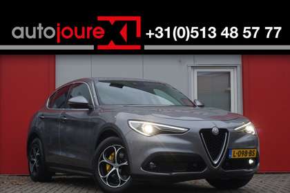 Alfa Romeo Stelvio 2.2d Super | Camera | Trekhaak | Navigatie | Cruis