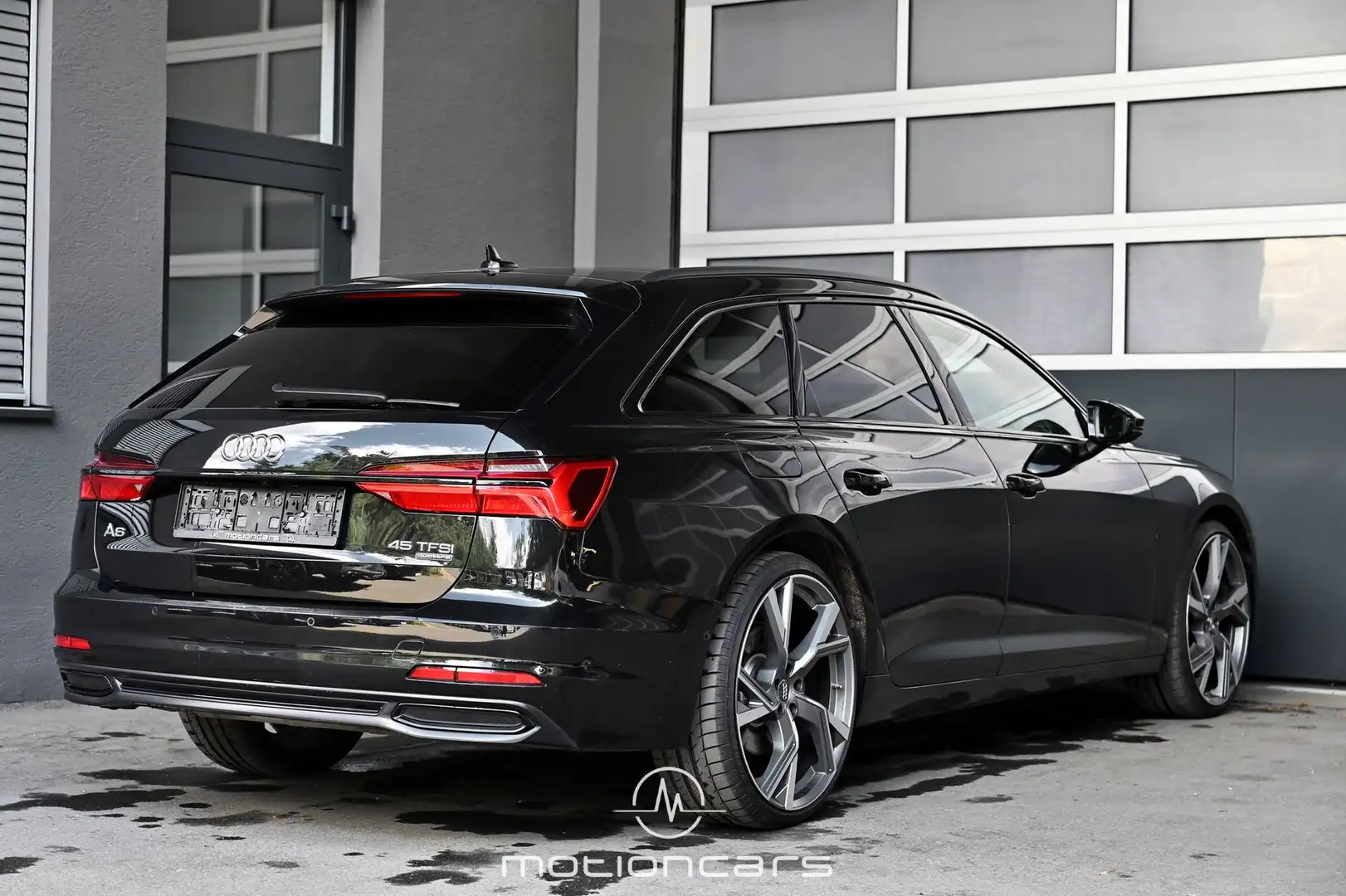 Audi A6 45 2.0 TFSI quattro sport Schwarz - 2