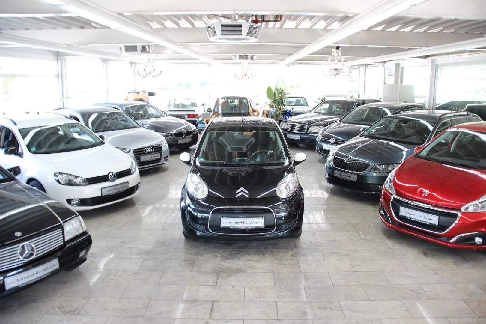 Citroen C1 CoolTech Schwarz - 1
