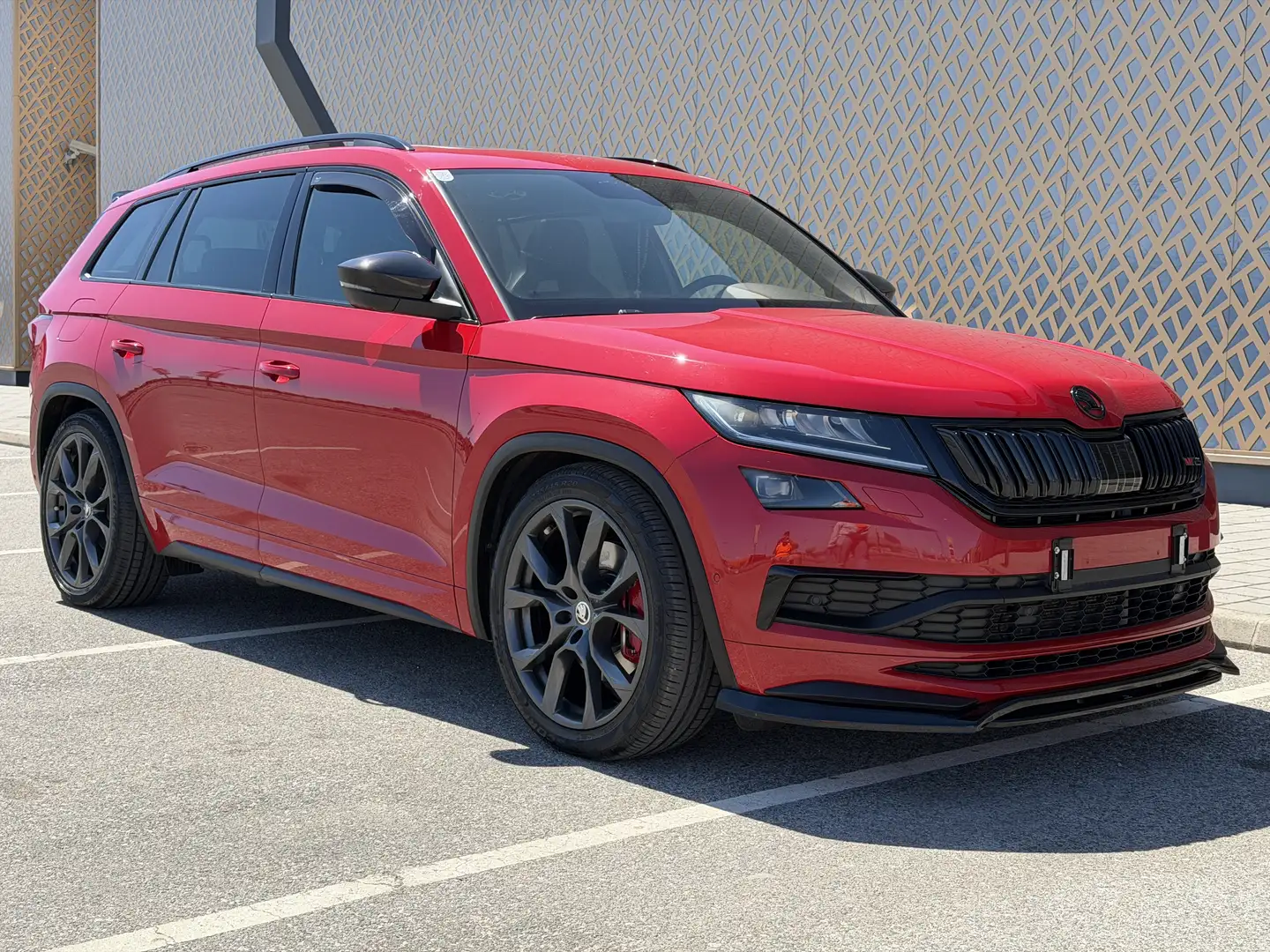 Skoda Kodiaq 2,0 TDI SCR 4x4 RS DSG Rot - 1