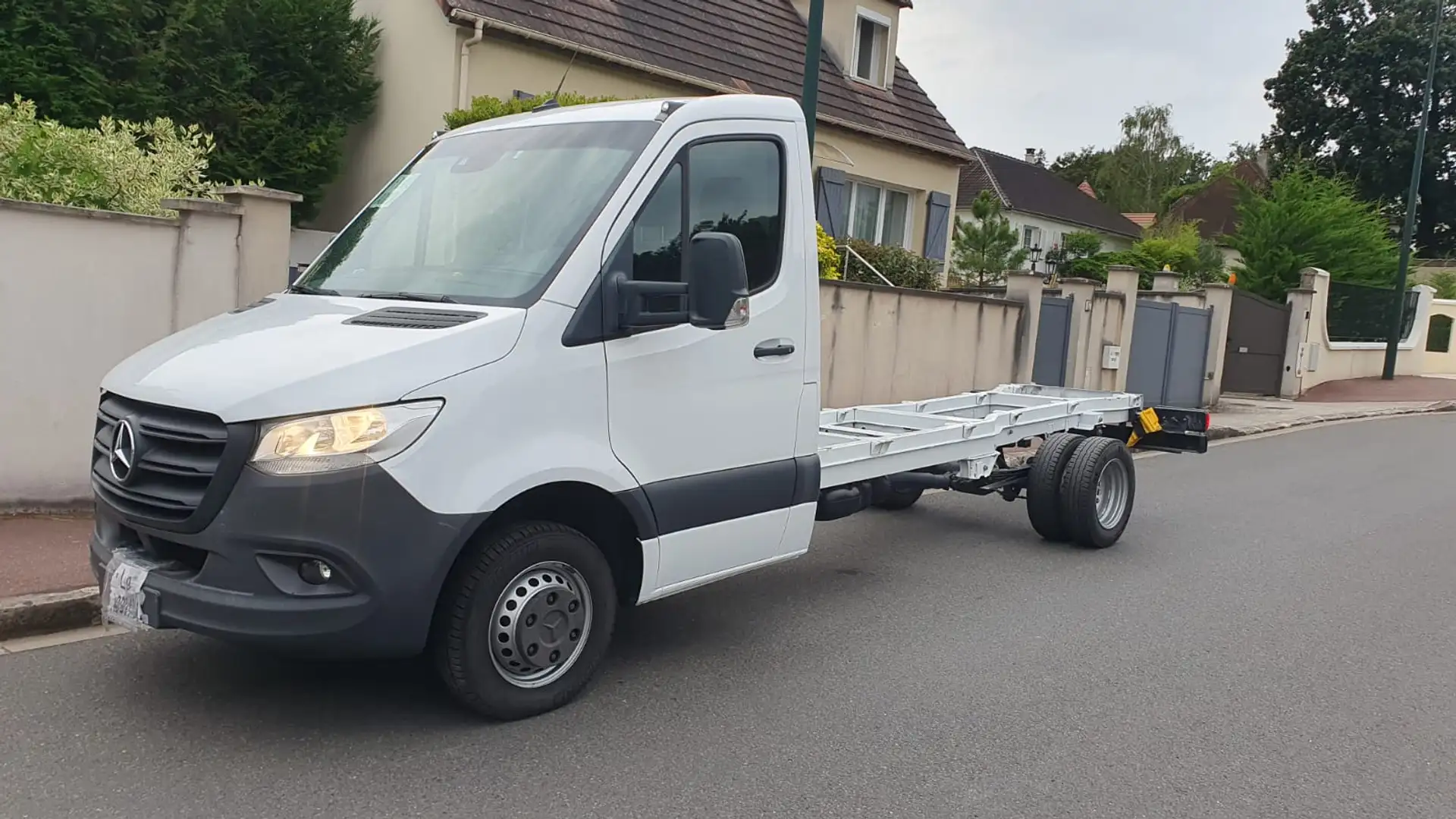 Mercedes-Benz Sprinter 418 V6 Blanc - 1